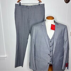 NWT Mantoni Grey Premium Wool Grey 3 Piece SUIT